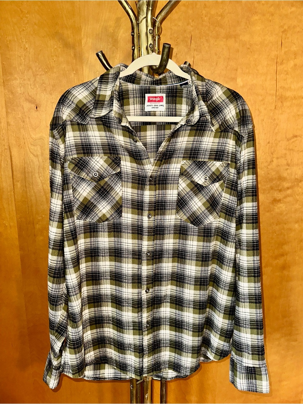 Wrangler Olive & Black Plaid Men's Button-Down Shirt